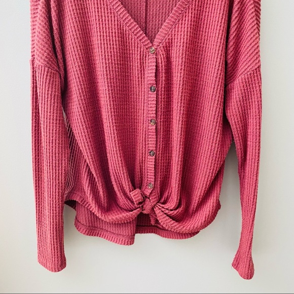 Wild Fable Button Up Waffle Knit Top Maroon Sz Medium - Picture 3 of 9